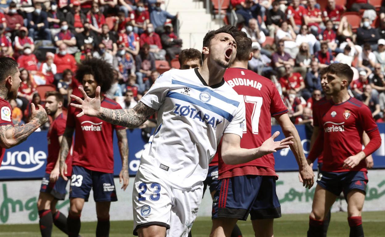 Ximo, en el encuentro ante Osasuna. 