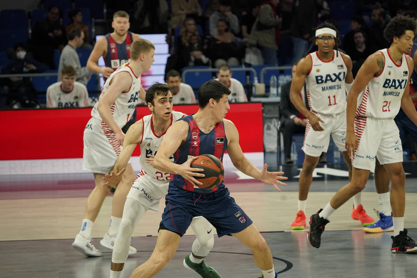 Fotos: Las mejores imágenes del Baskonia-Manresa