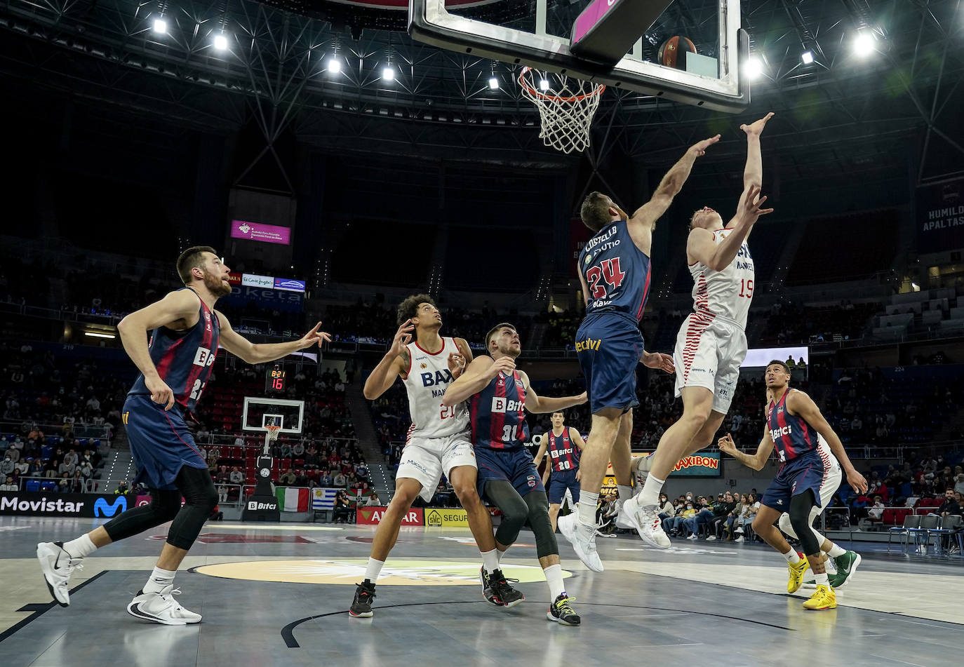 Fotos: Las mejores imágenes del Baskonia-Manresa
