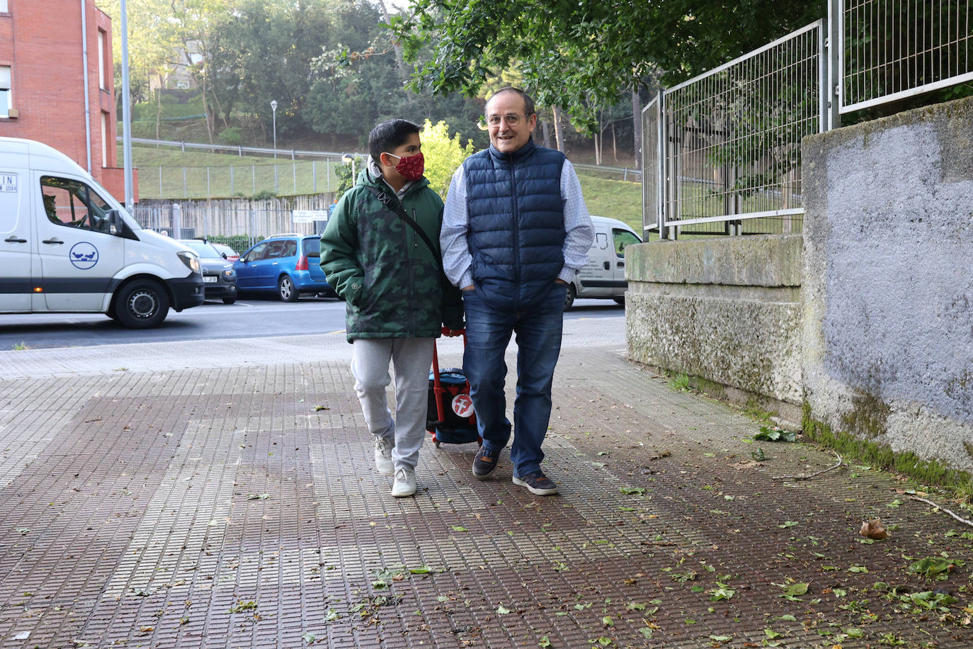 Primer día sin mascarillas en el Colegio Público Romo (Getxo). 