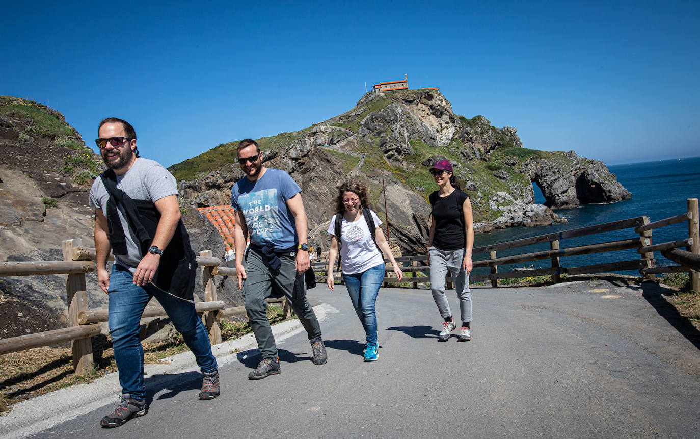 Fotos: Reabre la ermira de San Juan de Gaztelugatxe