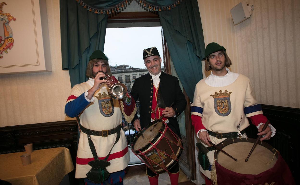 Imagen de la retreta en el Ayuntamiento. 