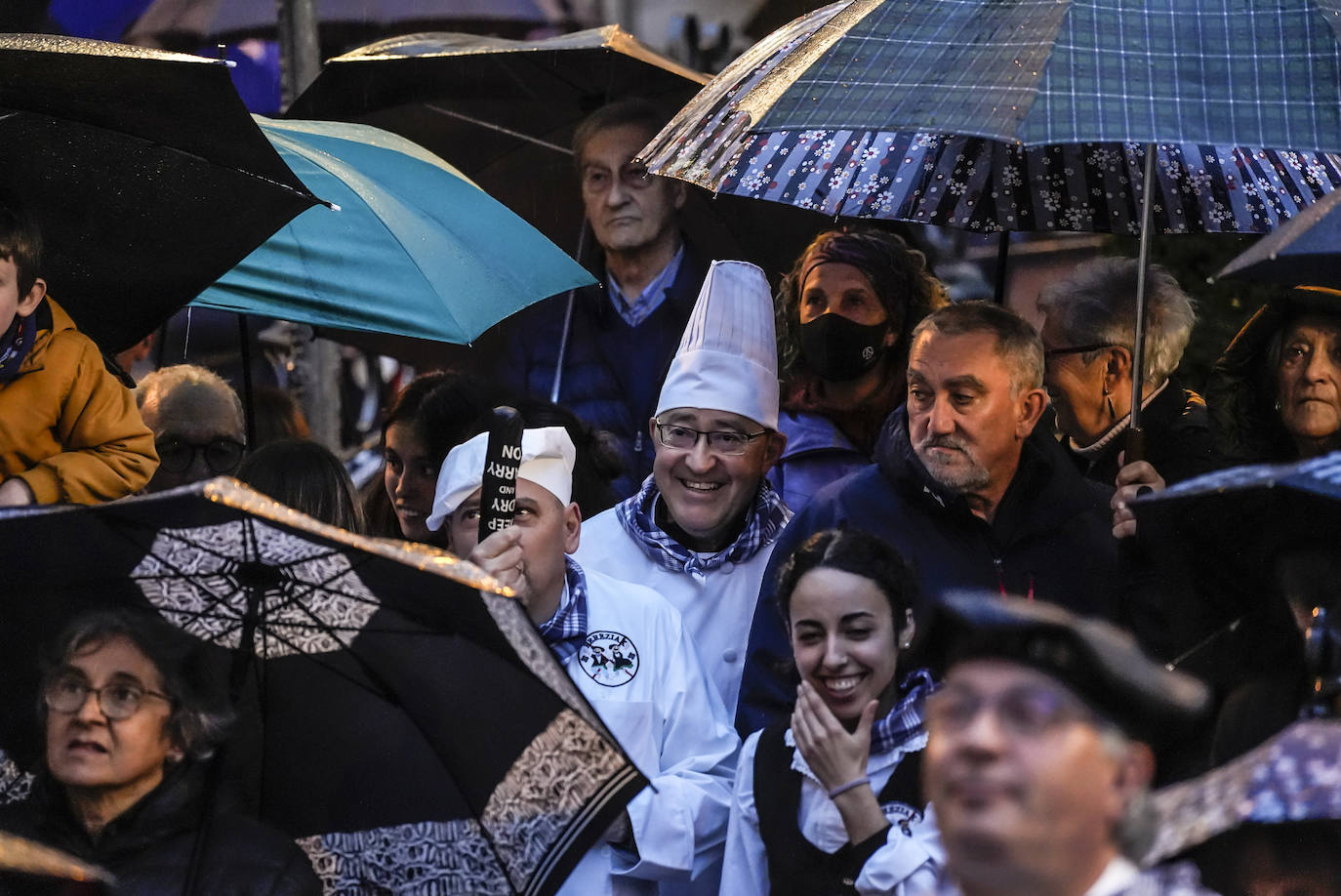 Fotos: La retreta en el Ayuntamiento y la Diputación