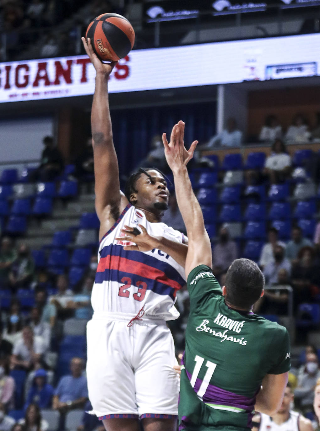 Fotos: Las mejores imágenes del Unicaja-Baskonia