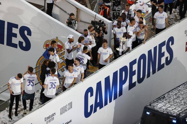 Fotos: Festejo liguero del Real Madrid en Cibeles