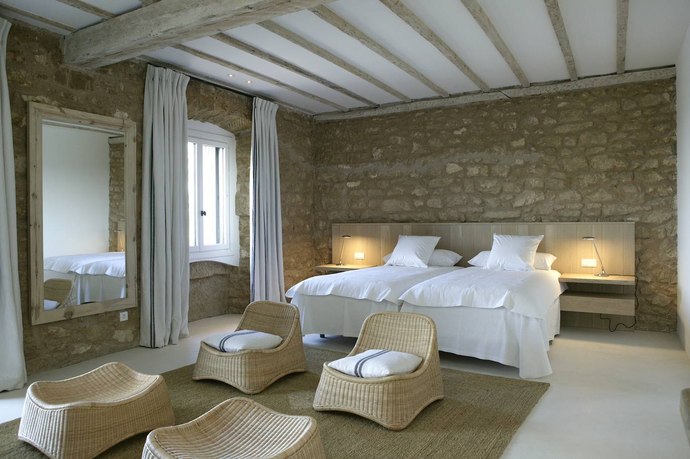 Fotos: Laguardia abre un hotel de &#039;superlujo&#039; en la antigua bodega Cosme Palacio a 5.000 euros la noche