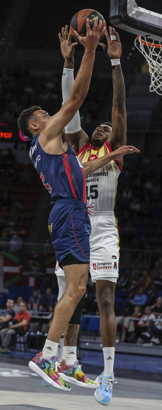 Fotos: Las mejores imágenes del Baskonia-Casademunt Zaragoza