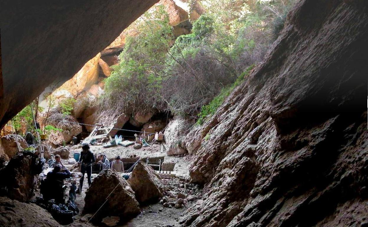 La cueva de Los Husos, en Elvillar. 