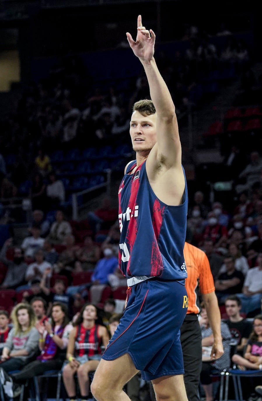 Fotos: Las mejores fotos del Baskonia - Joventut
