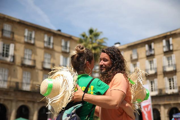 Fotos: Las comparsas de Bilbao calientan motores para la Aste Nagusia