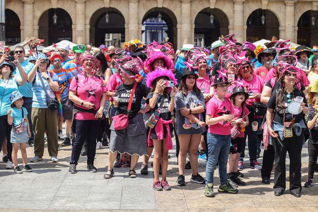 Fotos: Las comparsas de Bilbao calientan motores para la Aste Nagusia