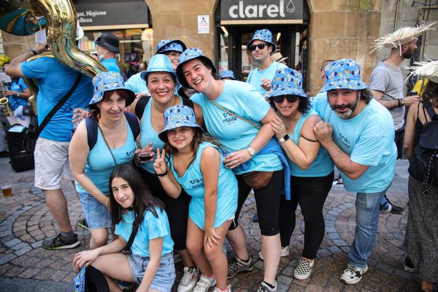 Fotos: Las comparsas de Bilbao calientan motores para la Aste Nagusia