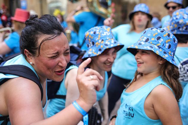 Fotos: Las comparsas de Bilbao calientan motores para la Aste Nagusia