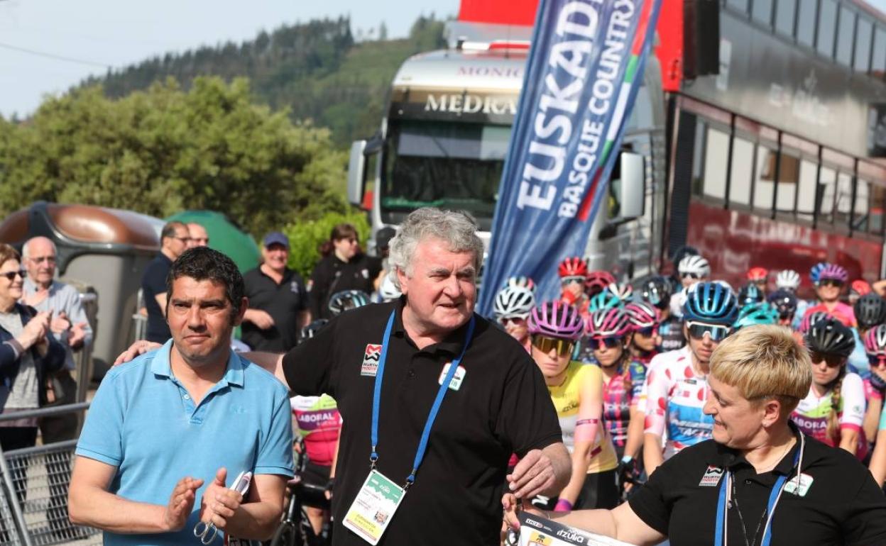 Mallabia vive una jornada histórica con la etapa de la Itzulia Women