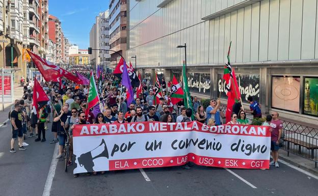 Los sindicatos del metal han calificado como «exitosa» la primera jornada de huelga en Álava.