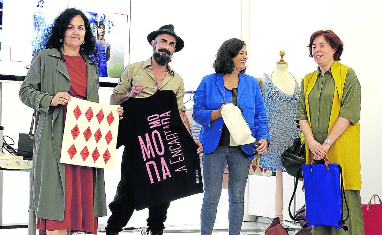 Presentación ayer del evento, con entrada gratuita a través de la web www.laencartadamoda.eus. 