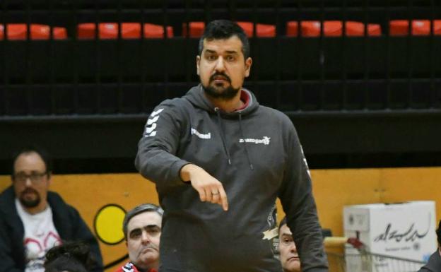 El ZEV Zuazo quiere dar una última alegría a su afición