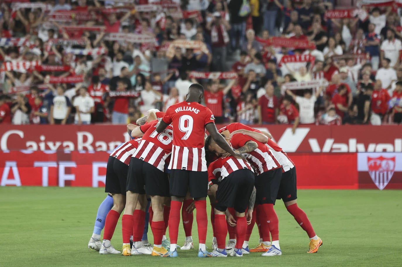 Fotos: Las mejores imágenes entre el Sevilla y el Athletic