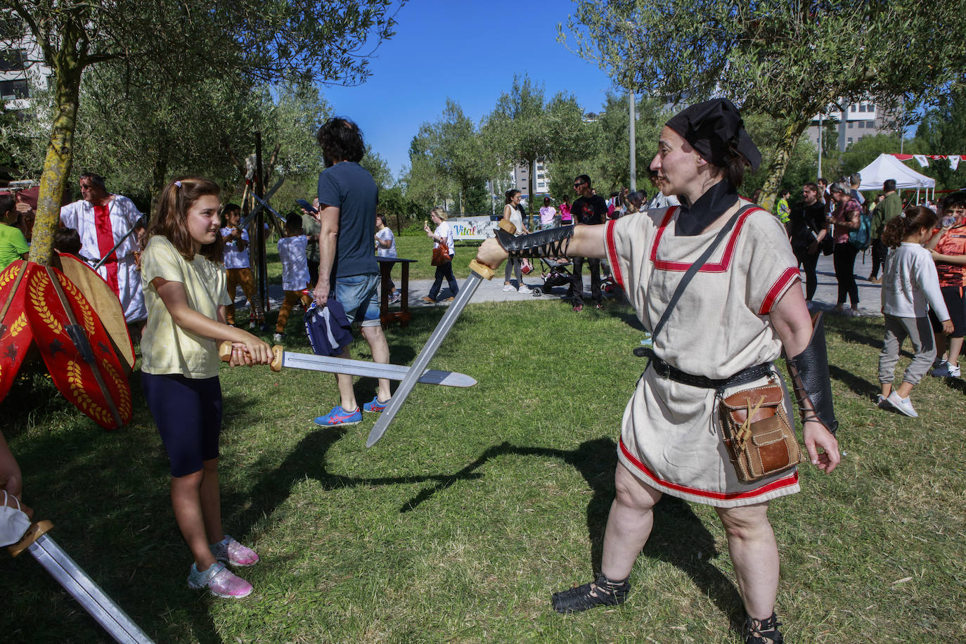 Fotos: Los romanos reconquistan el poblado de Mariturri