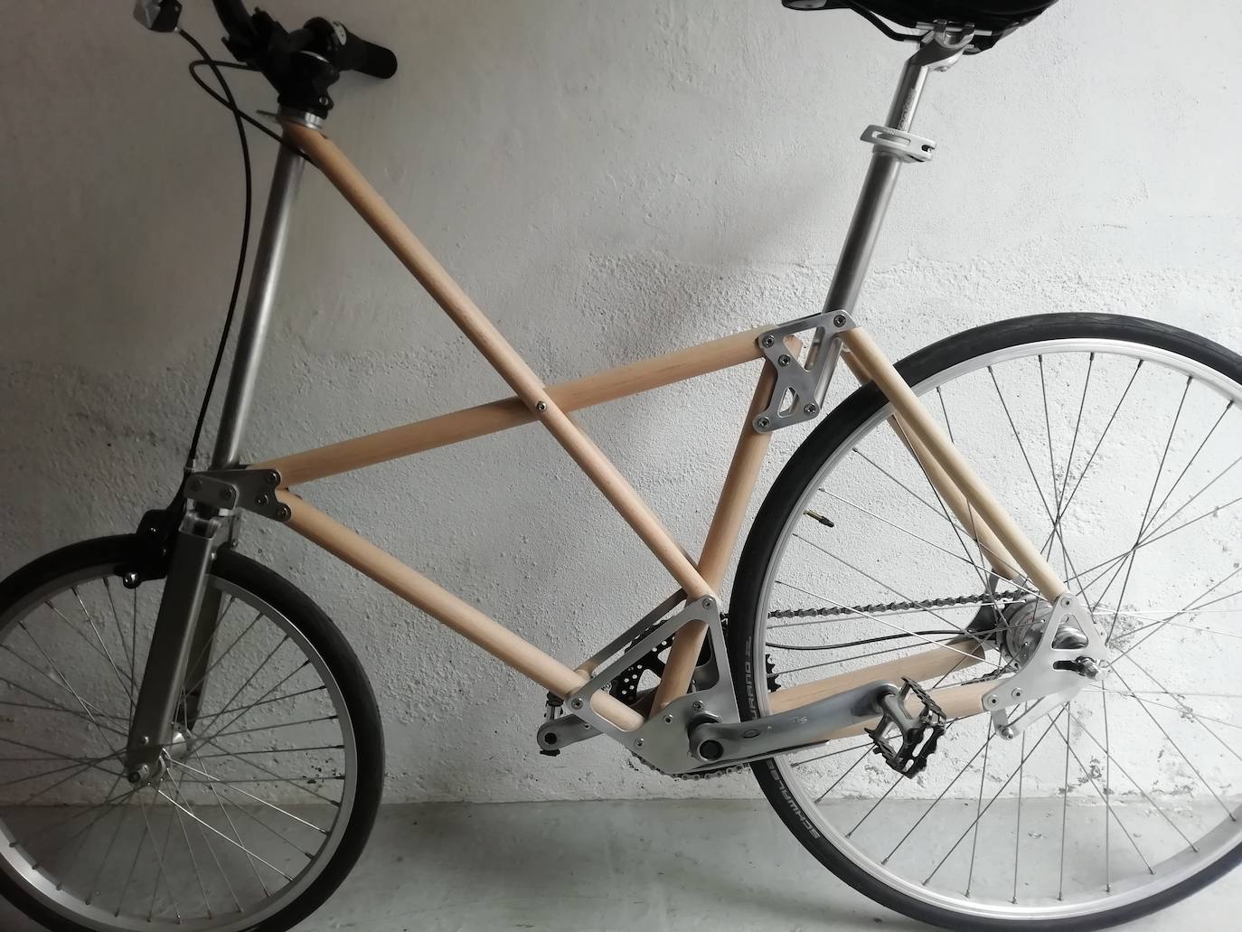 Fotos: Las bicicletas de madera más &#039;cool&#039; de Bizkaia vuelven con fuerza