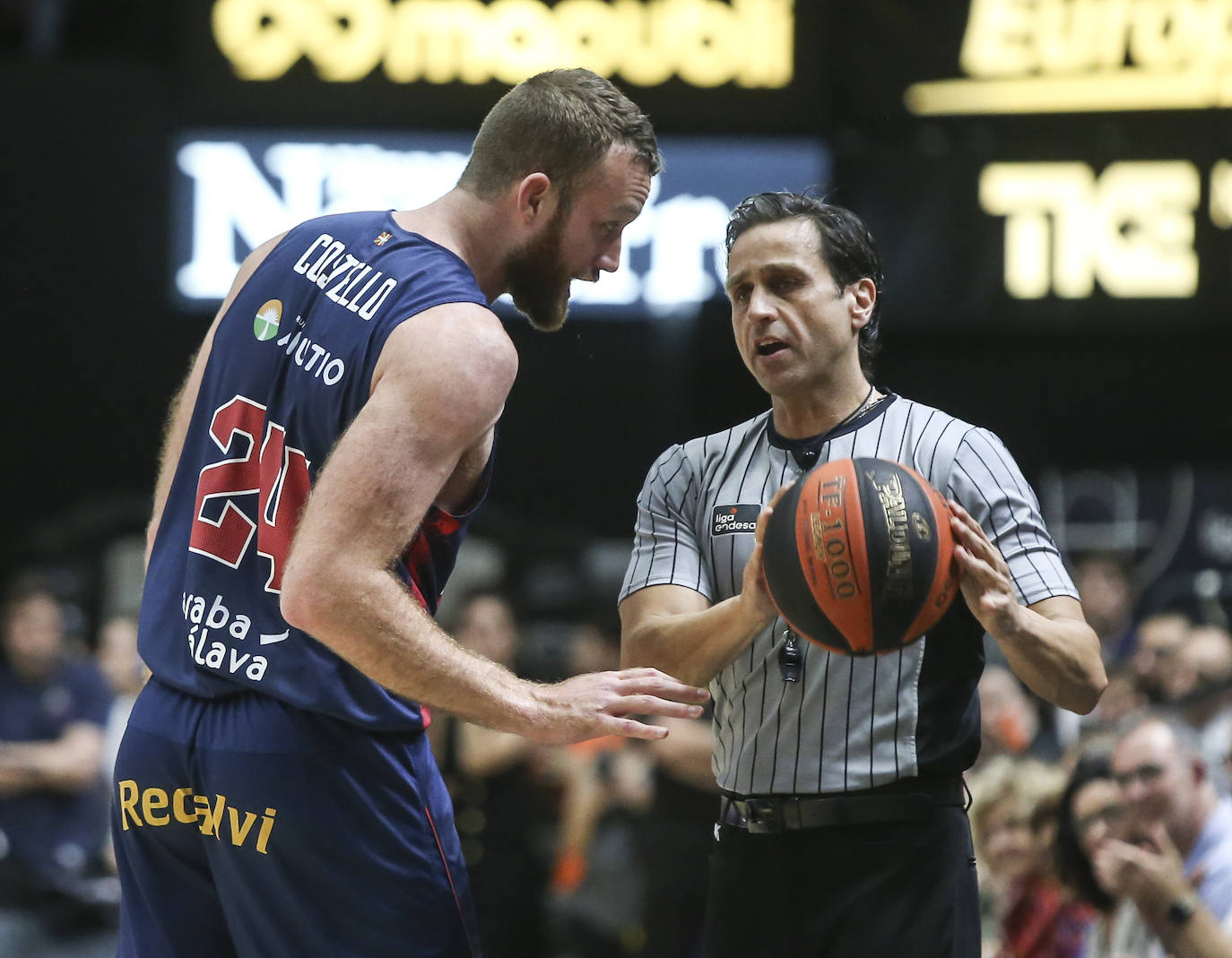 Fotos: Las mejores imágenes del Valencia - Baskonia