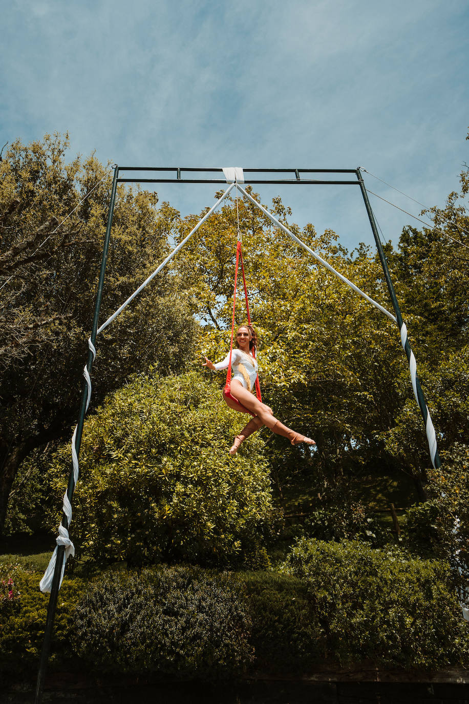 Fotos: La boda circense de Isma, de &#039;El Conquistador del Caribe&#039;, e Iraia en el Valle de Arratia