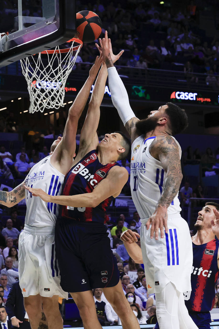 Fotos: Las mejores imágenes del Real Madrid - Baskonia