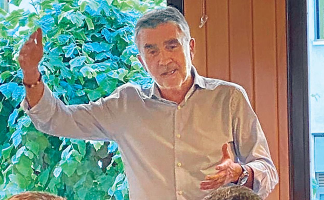 Arechabaleta: «Hay que hacer del Athletic el destino preferido»