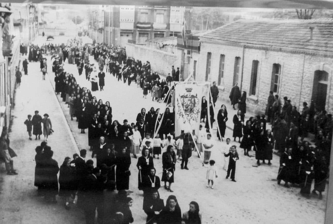 Fotos: Siglo y medio de vidas salvadas y reconstruidas