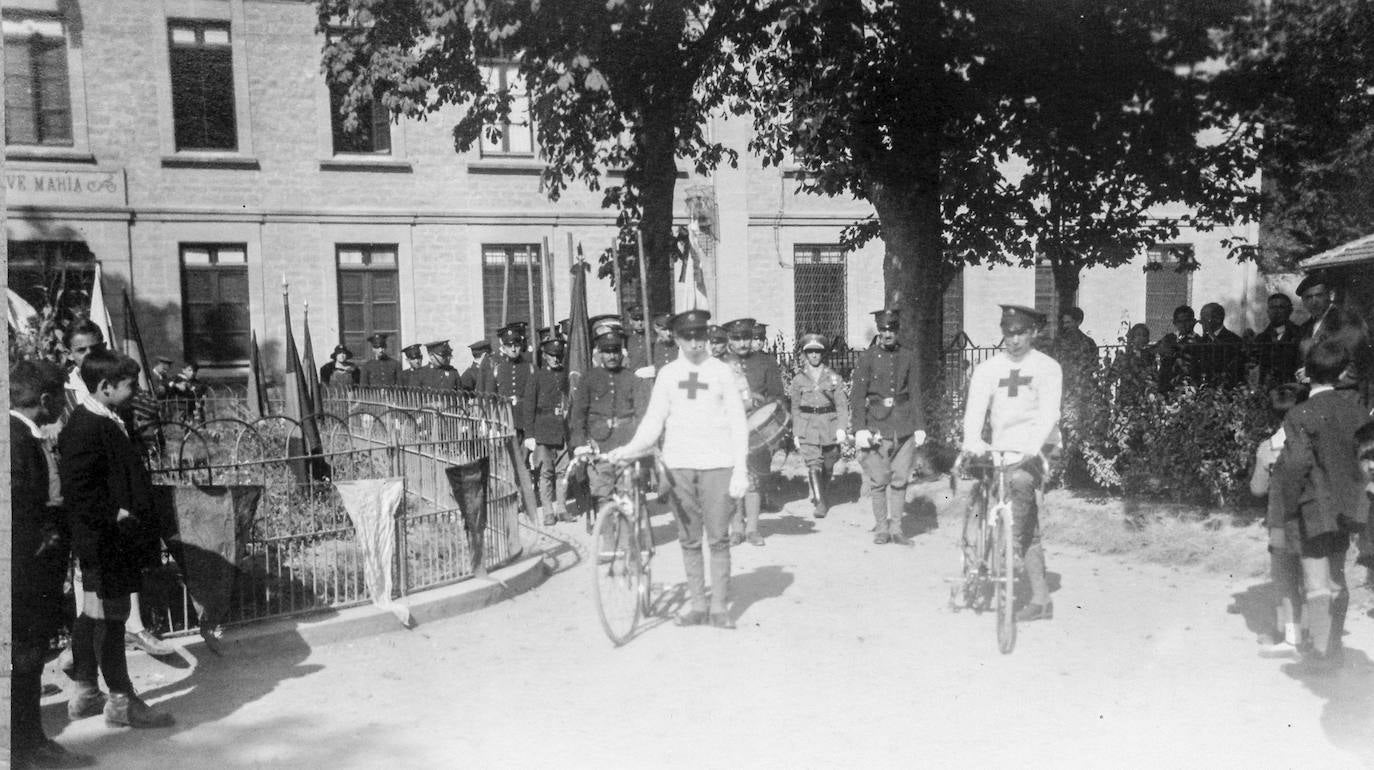 Fotos: Siglo y medio de vidas salvadas y reconstruidas