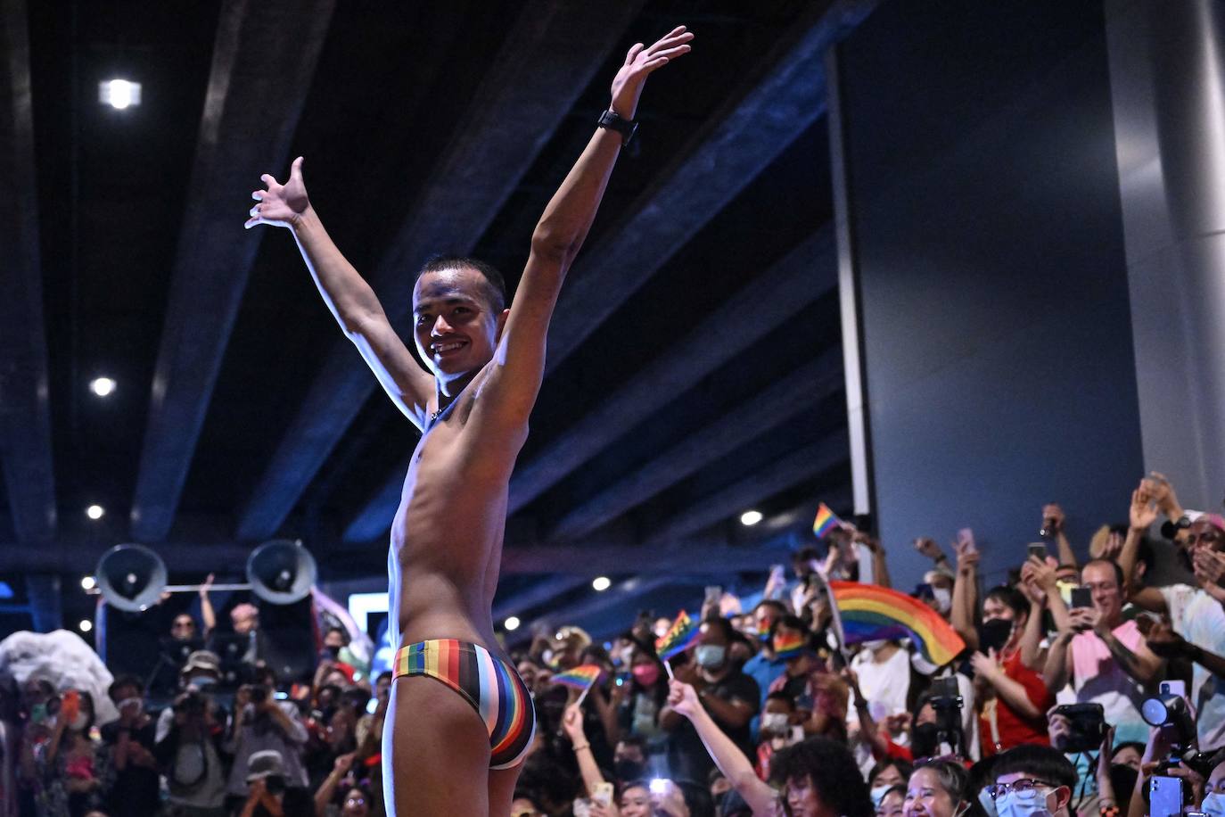 Fotos: Bangkok celebra su primer desfile del Orgullo en 16 años