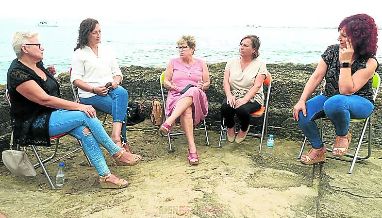 Fotograma del documental, que recoge todo tipo de testimonios.