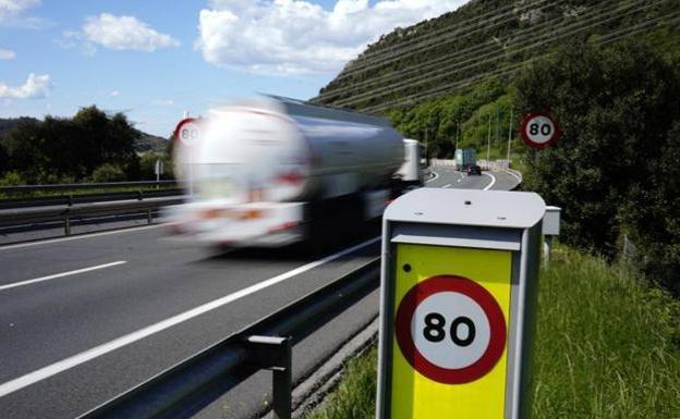 Alerta sobre las falsas multas de radar