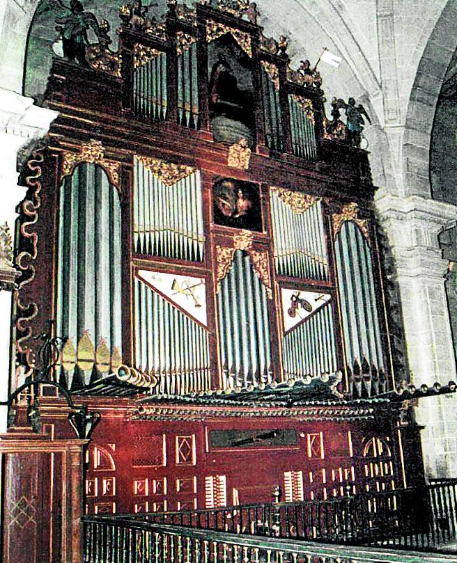 La Asunción de Labastida. Obra de Antonio María de Carvajal en 1803. Consta de una consola de ventana y teclado manual de 54 notas.