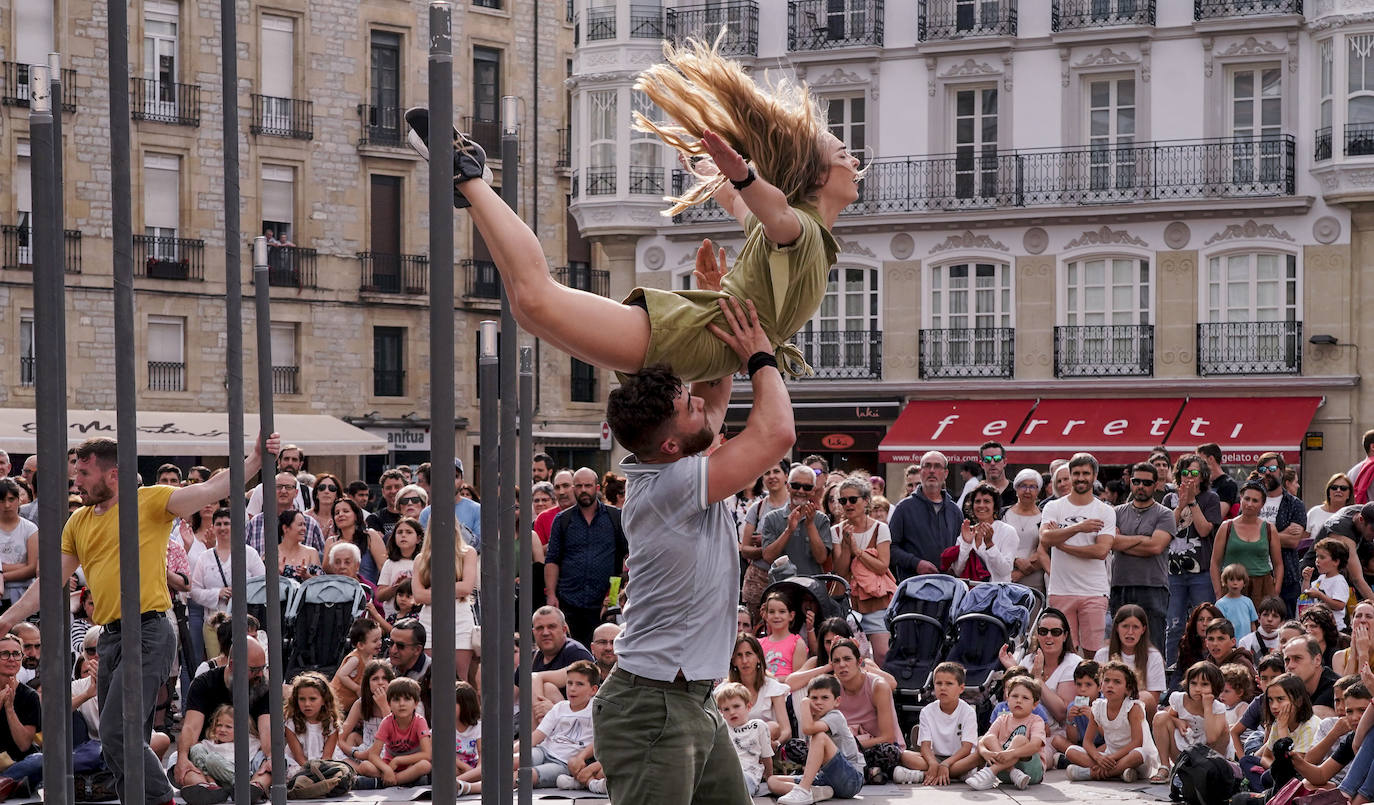 Fotos: Así ha sido el sábado cargado de espectáculos por Kaldearte en Vitoria