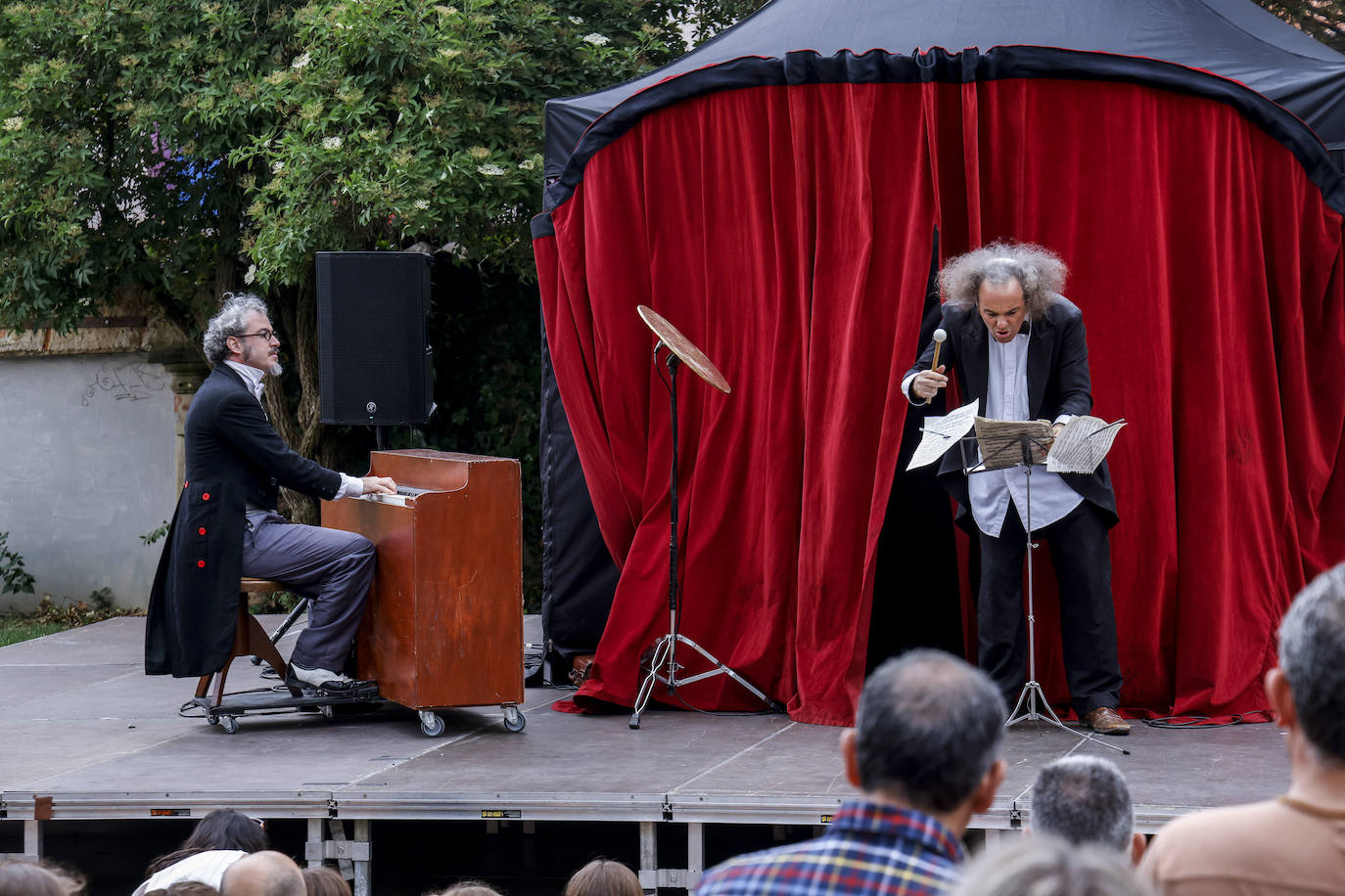 Fotos: Así ha sido el sábado cargado de espectáculos por Kaldearte en Vitoria