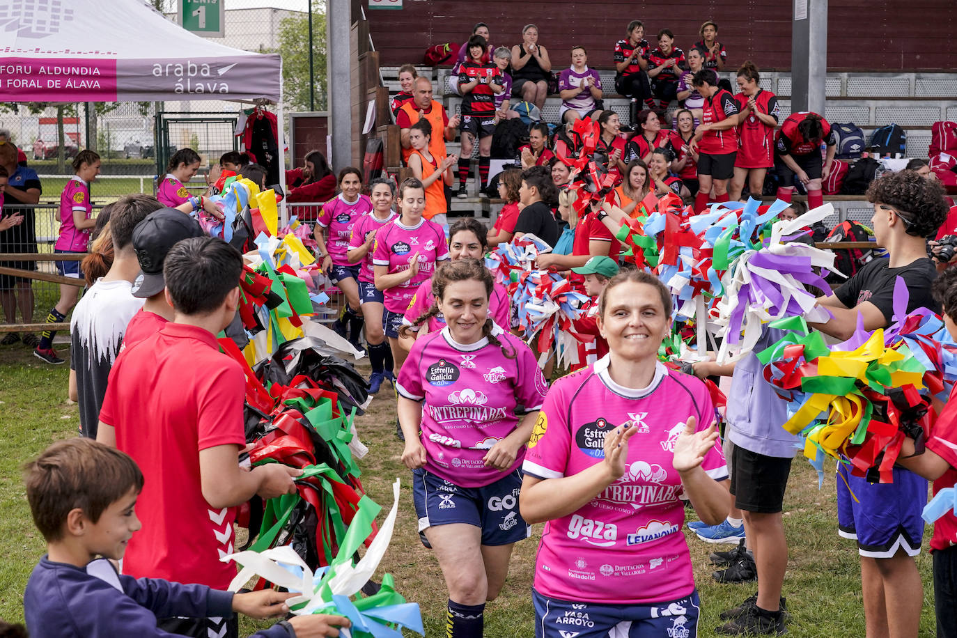 Fotos: Más de 200 madres participan en la tercera edición de la Mater Series en Vitoria