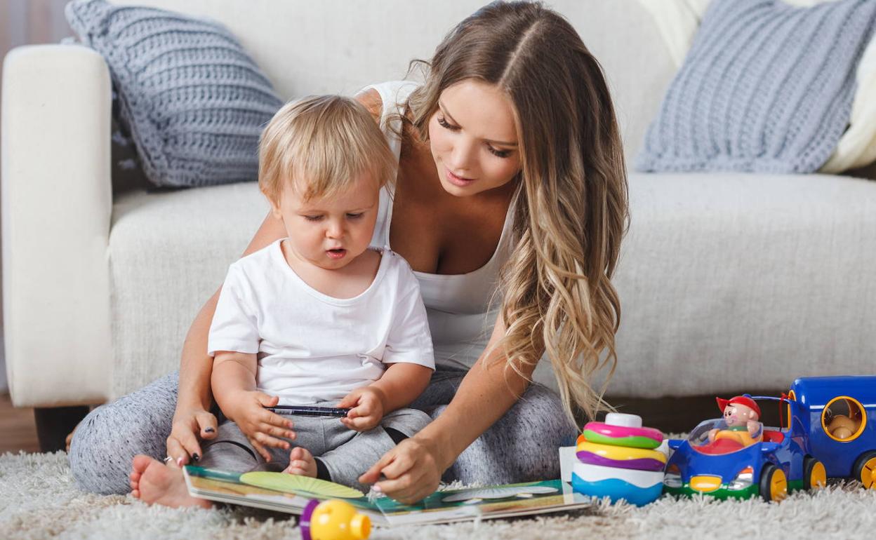 Las nuevas ayudas a familias para contratar a cuidadores de hijos se vincularán a la renta