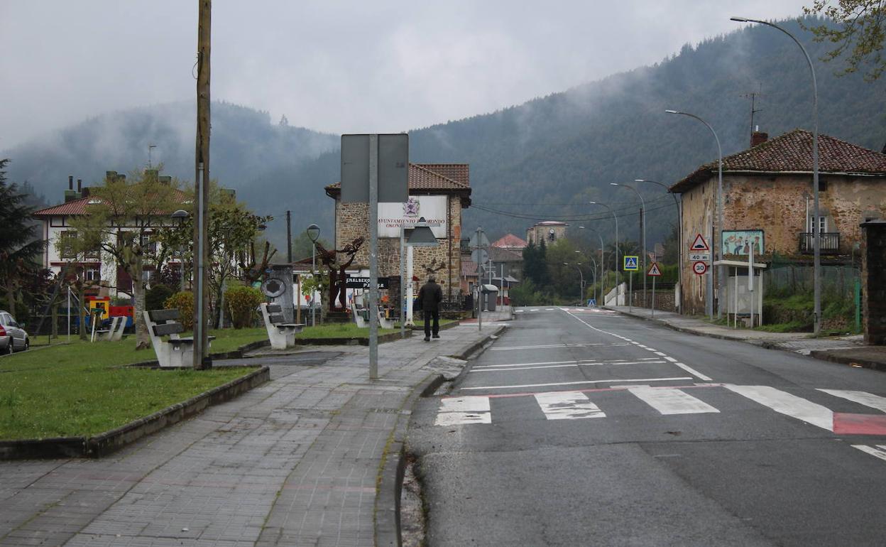 La nueva tubería recorrerá el casco urbano de Okondo. 