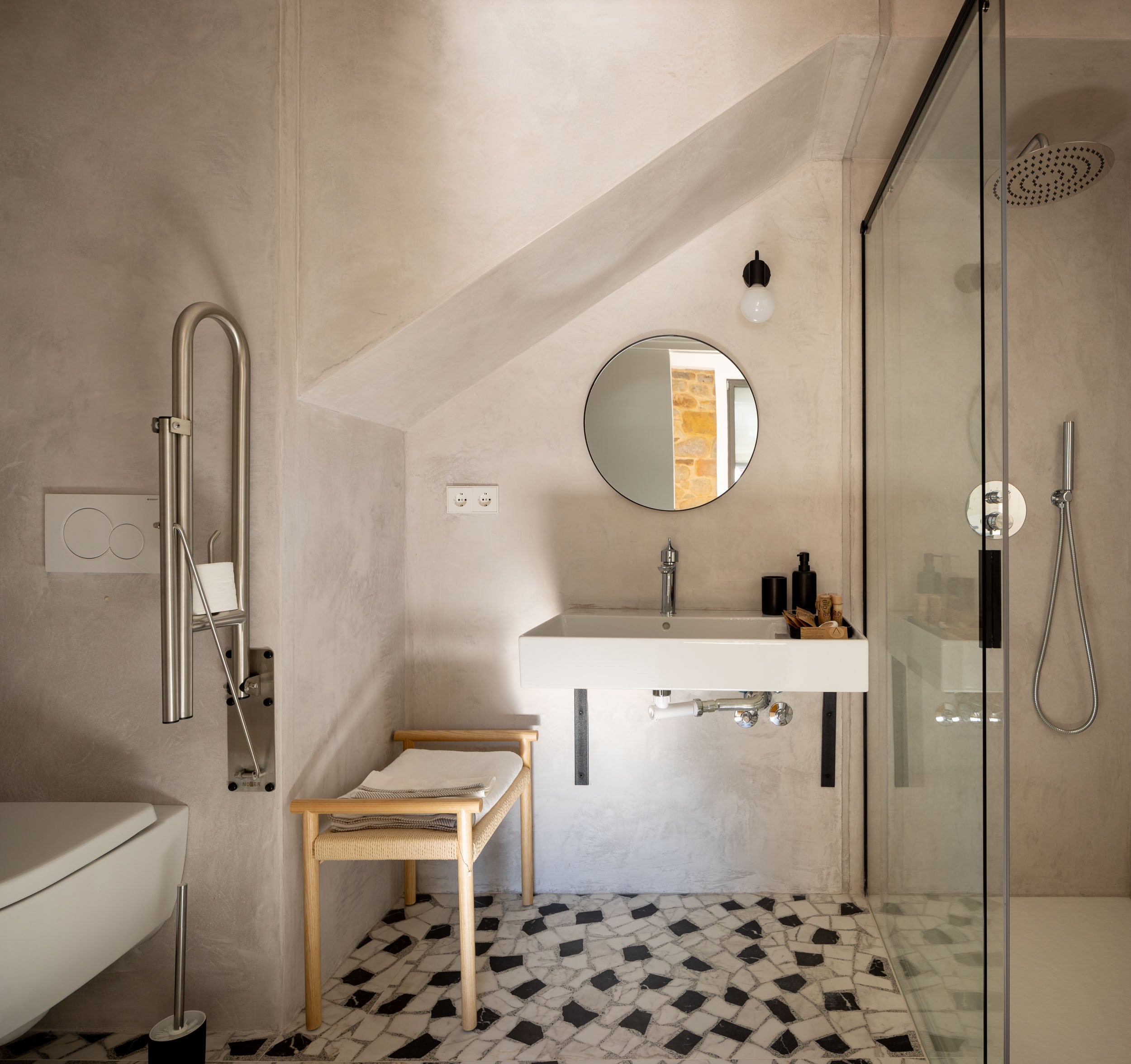 Fotos: Un edificio en ruinas de 1945 convertido en casa rural con encanto en Bakio