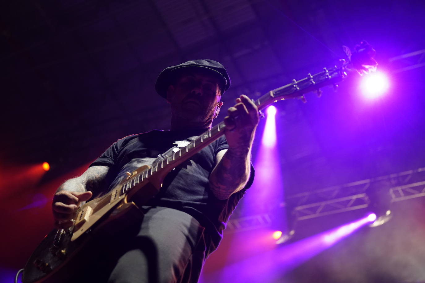 Fotos: Ilegales agotan la segunda noche del Azkena