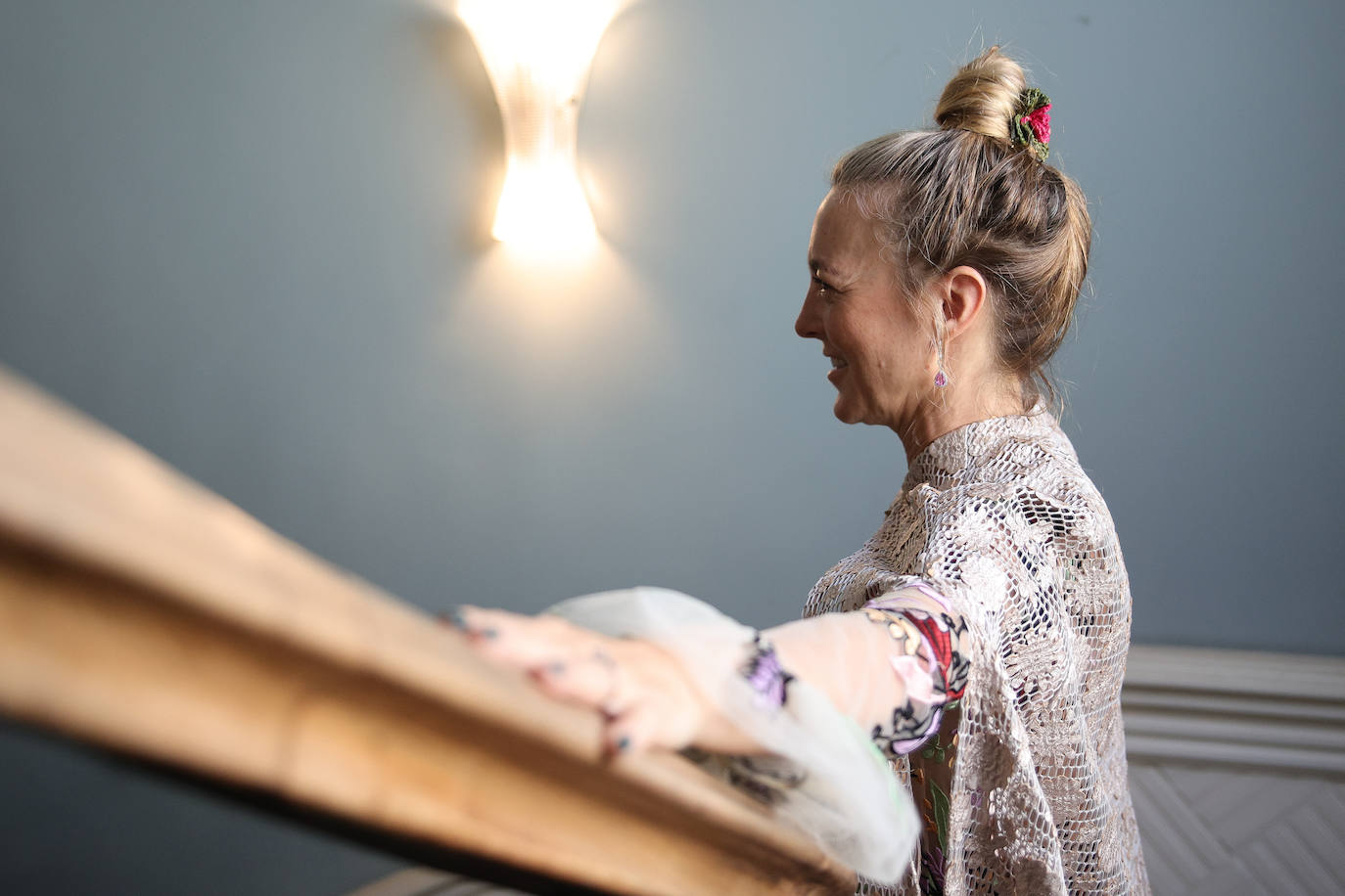 Fotos: La invitada que brilló en la lujosa boda de Nuria March con vestido y capa vizcaínas