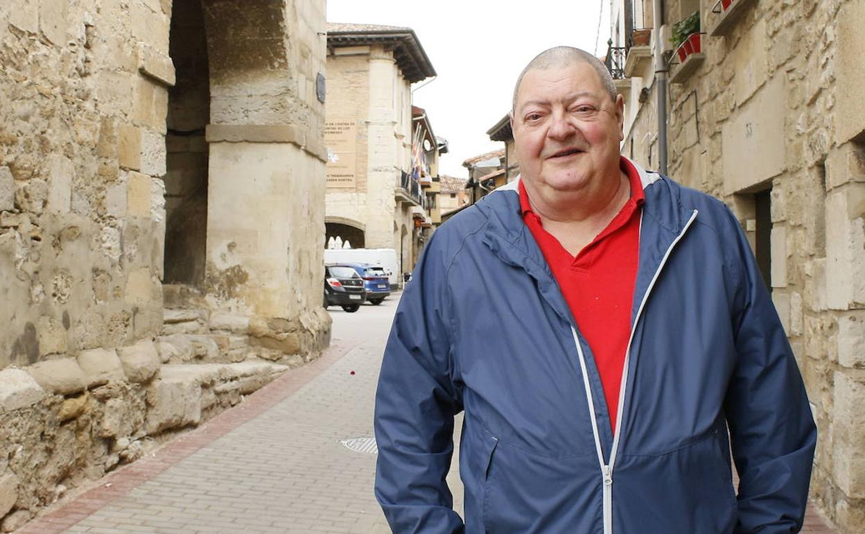 Enrique Barbadillo retrasa unos días su dimisión por los mismos motivos que anunció el día 6, «personales y de salud». 