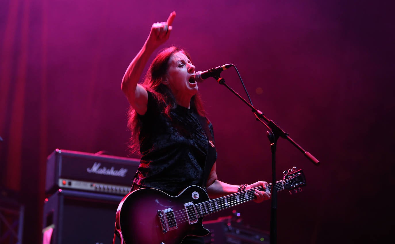 Kim McAuliffe, de Girlschool.