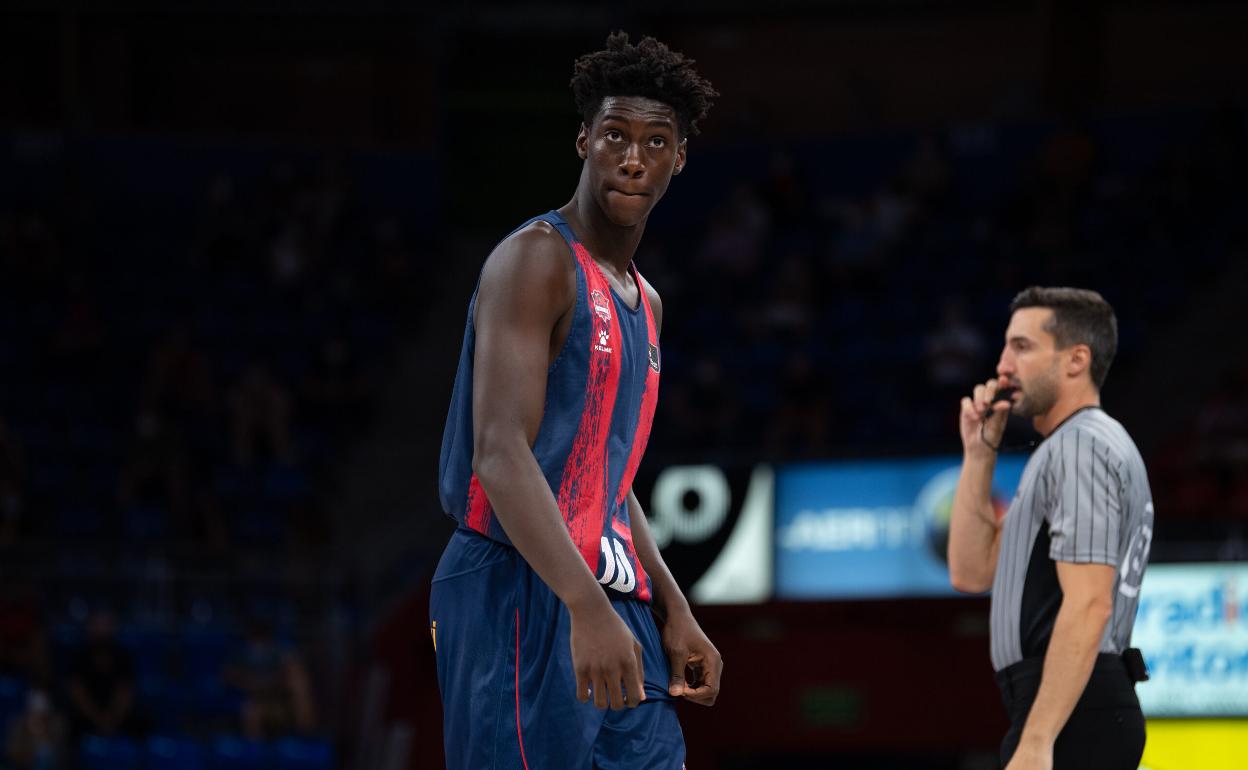 Cissoko, con la camiseta del Baskonia. 