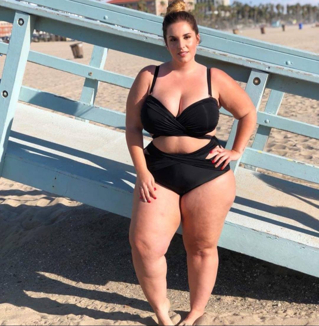 Fotos: Nekane, la modelo &#039;curvy&#039; bilbaína con el pelo rosa que pasó de odiar su cuerpo a triunfar en la moda