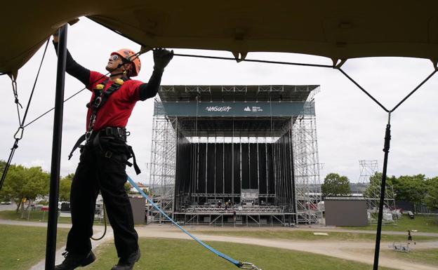 Recorrido visual por el BBK Live: escenarios, barras, zona vip...