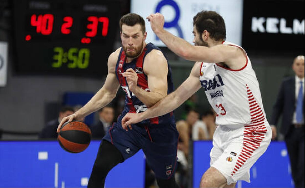 Peters acumula dos temporadas en el Baskonia y fue el segundo capitán el año pasado