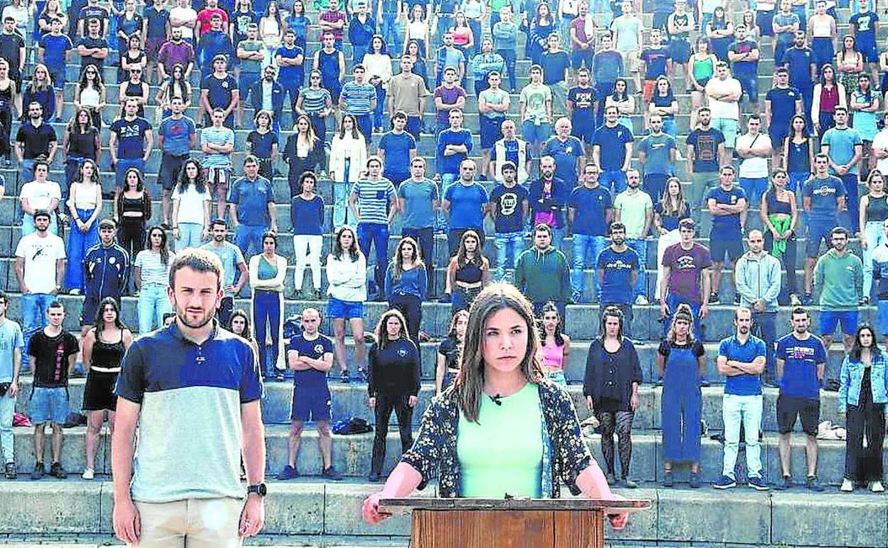 Demostración de fuerza de GKS en junio, en el anfiteatro de Miramon de San Sebastián. 