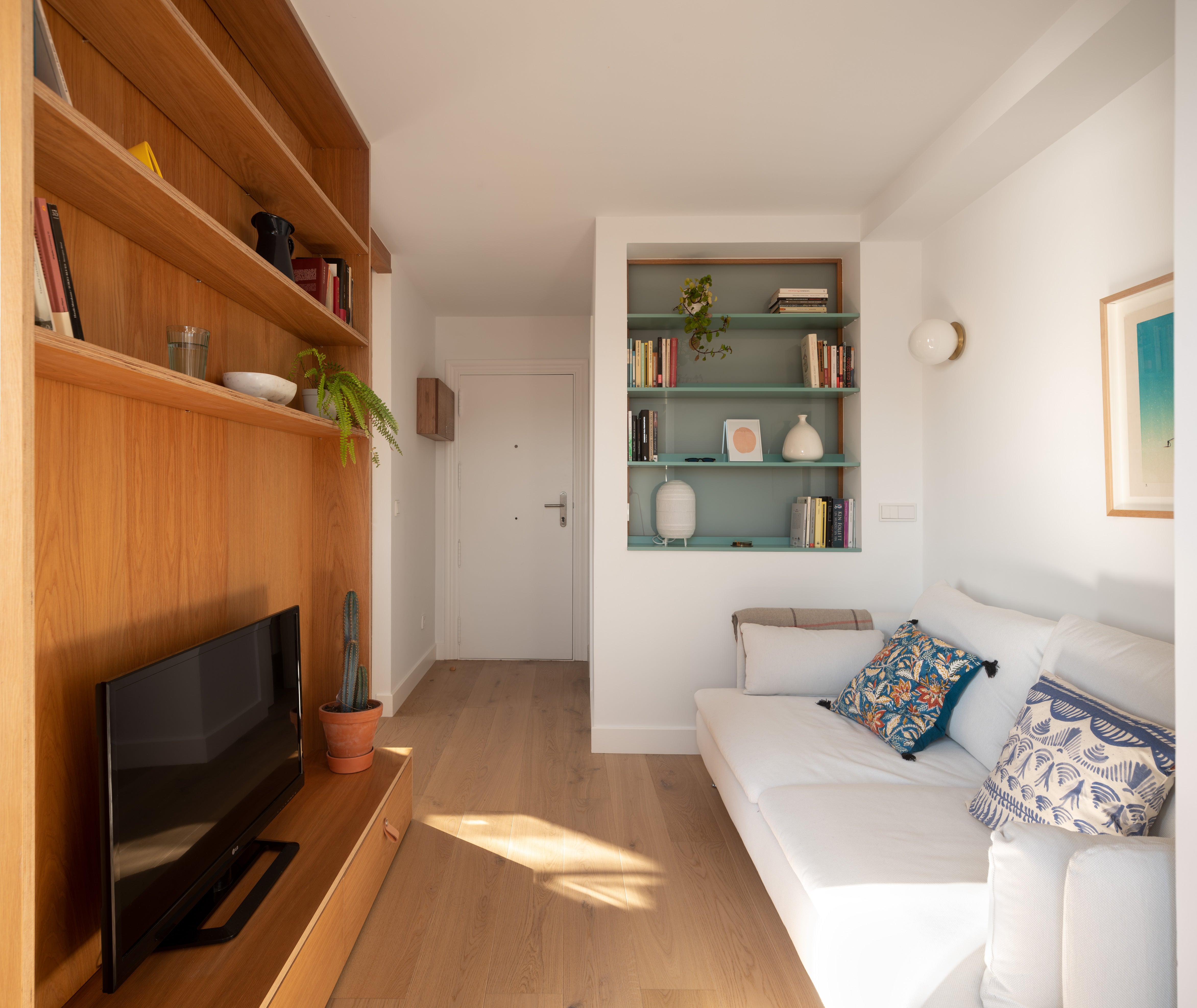 Fotos: El sorprendente &#039;minipiso&#039; de una pareja en el Puerto Viejo: 25 metros y habitaciones que se transforman